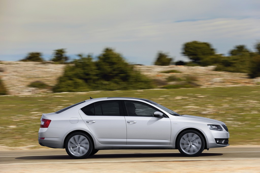 2016 - SKODA OCTAVIA, foto 13