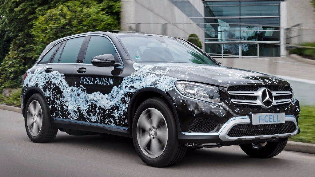 2016 - MERCEDES-BENZ F-CELL PLUG-IN CONCEPT, foto 6