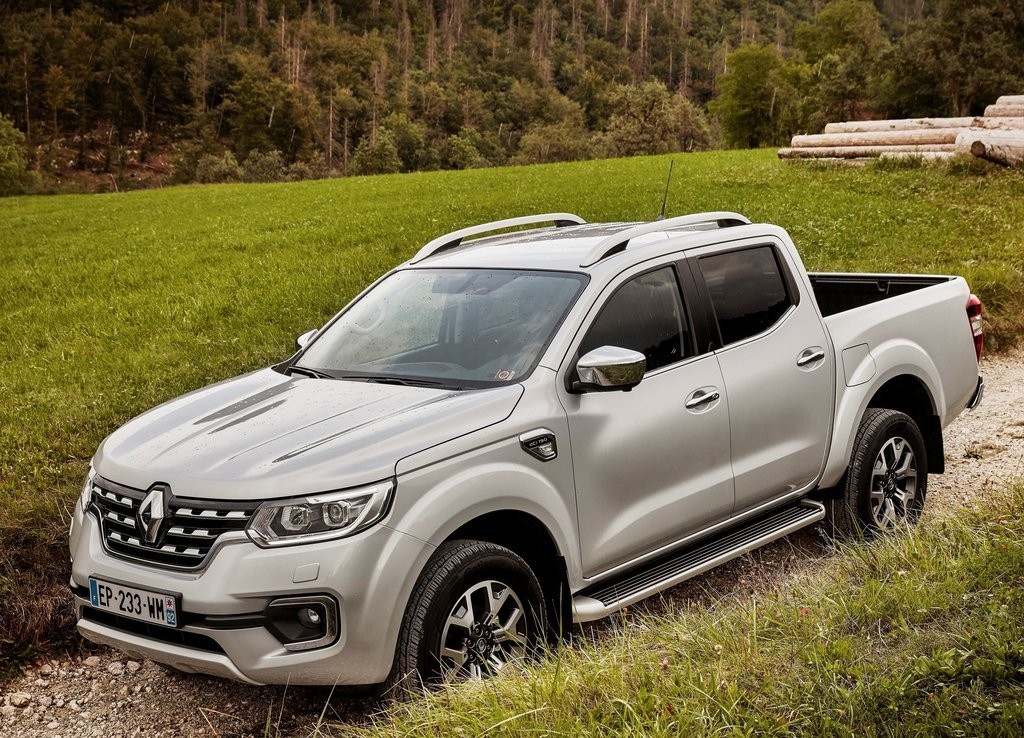 2017 - RENAULT ALASKAN, foto 1