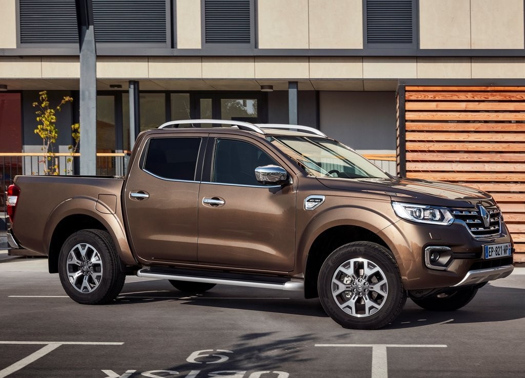 2017 - RENAULT ALASKAN, foto 17