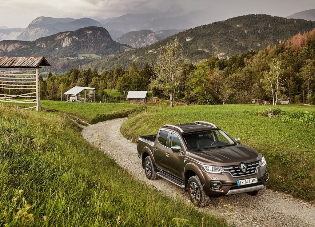 2017 - RENAULT ALASKAN, foto 18