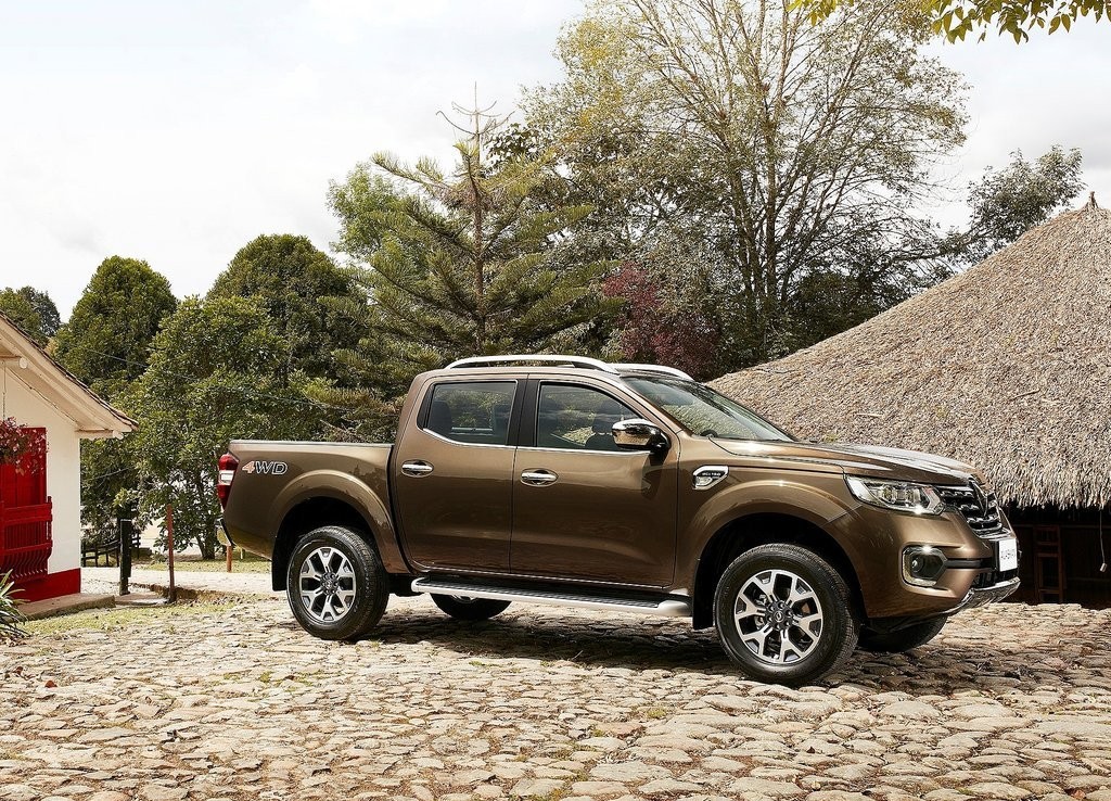 2017 - RENAULT ALASKAN, foto 26