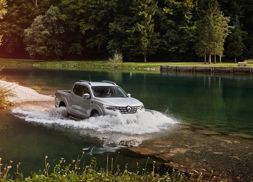 2017 - RENAULT ALASKAN, foto 32