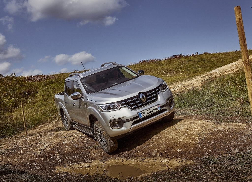 2017 - RENAULT ALASKAN, foto 75