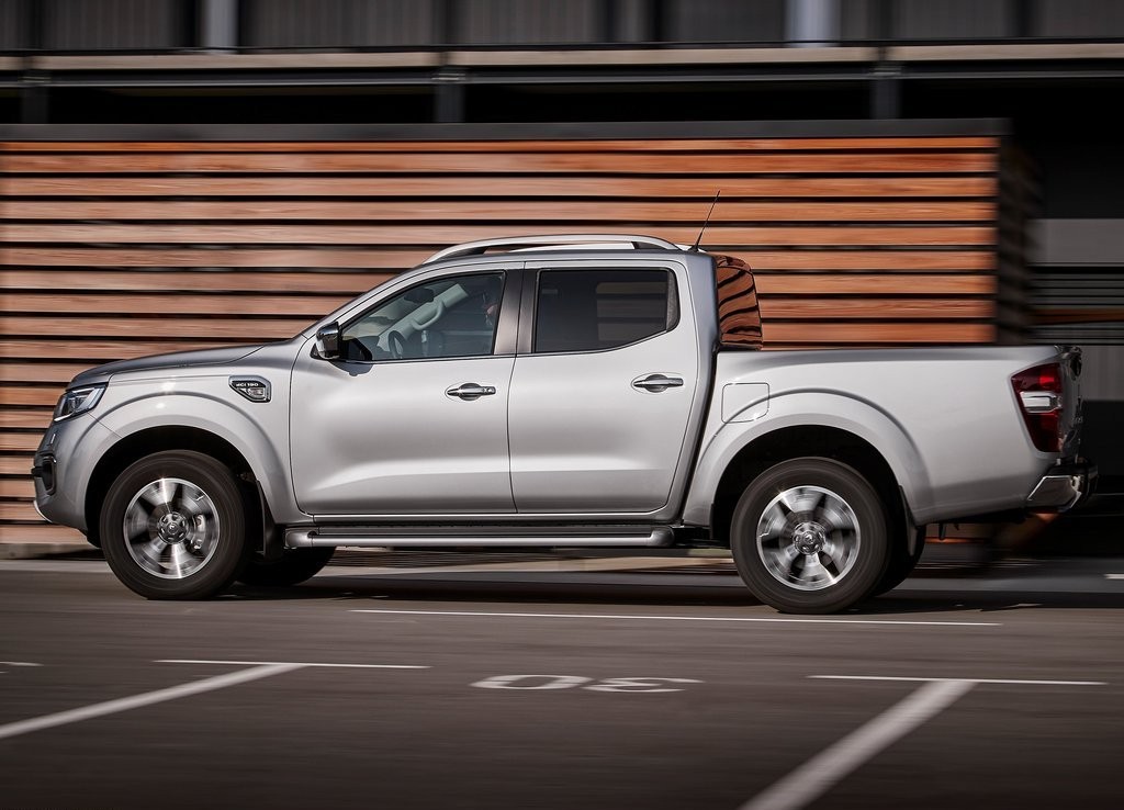 2017 - RENAULT ALASKAN, foto 87