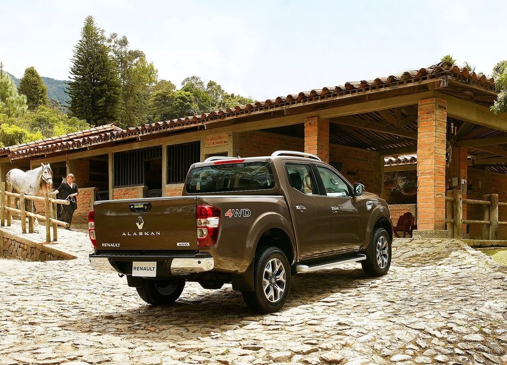 2017 - RENAULT ALASKAN, foto 109