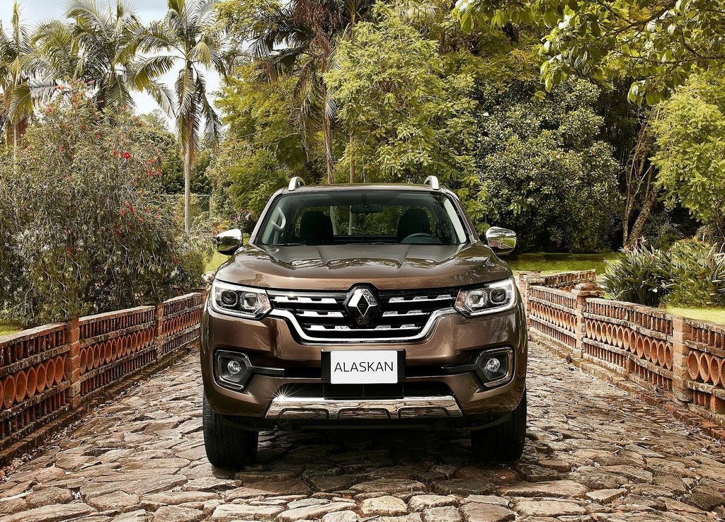 2017 - RENAULT ALASKAN, foto 121