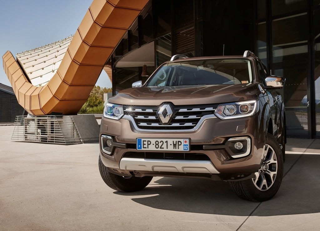 2017 - RENAULT ALASKAN, foto 122