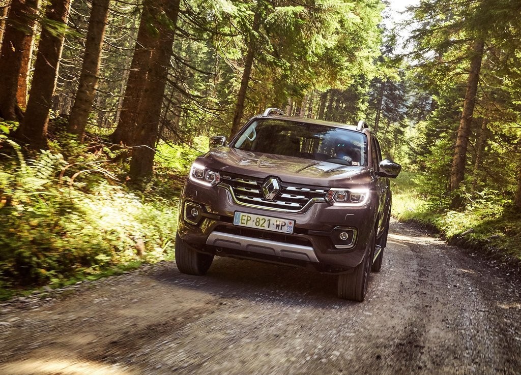 2017 - RENAULT ALASKAN, foto 124