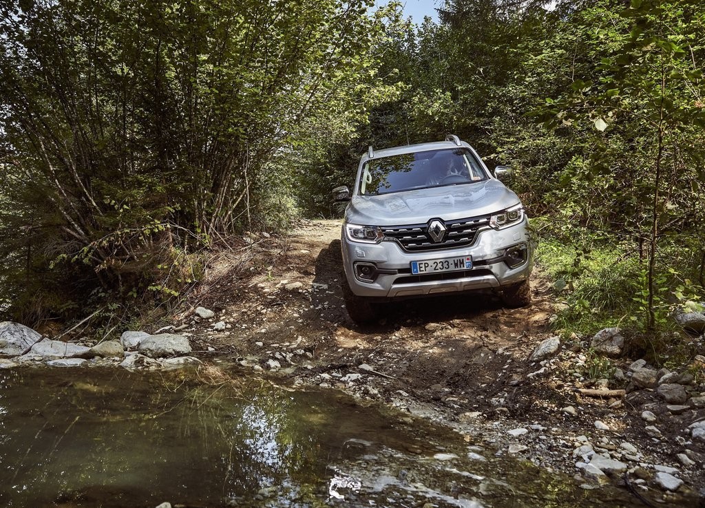 2017 - RENAULT ALASKAN, foto 125