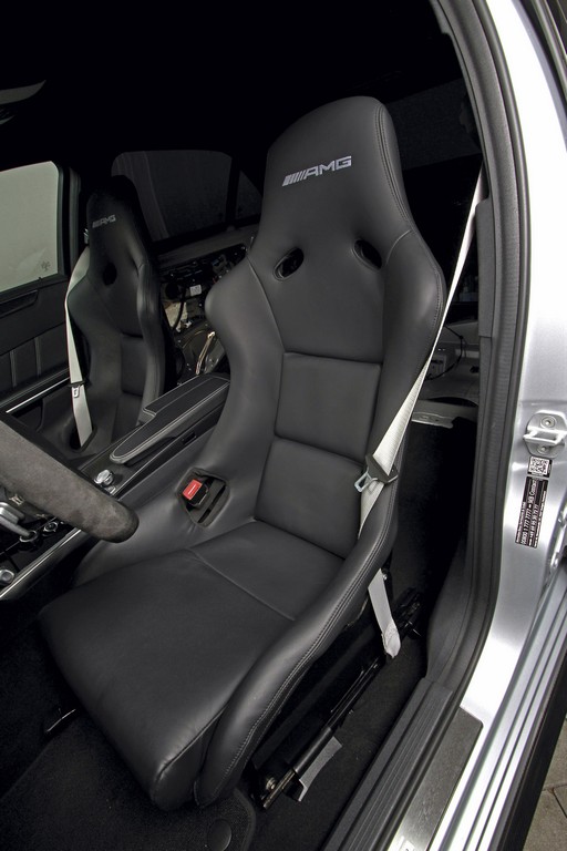 2016 - MERCEDES-AMG E 63 RS850 BY POSAIDON, foto 10
