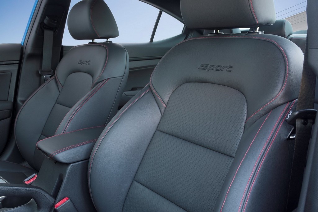2017 - HYUNDAI ELANTRA SPORT, foto 12