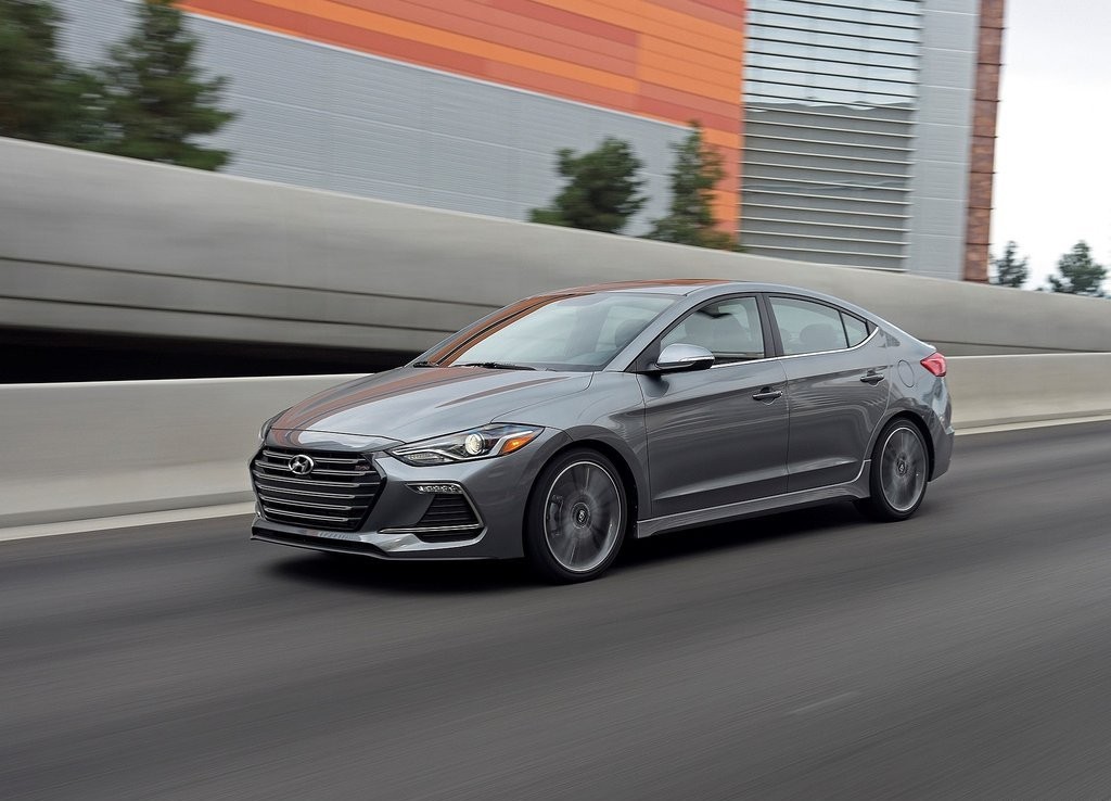 2017 - HYUNDAI ELANTRA SPORT, foto 32