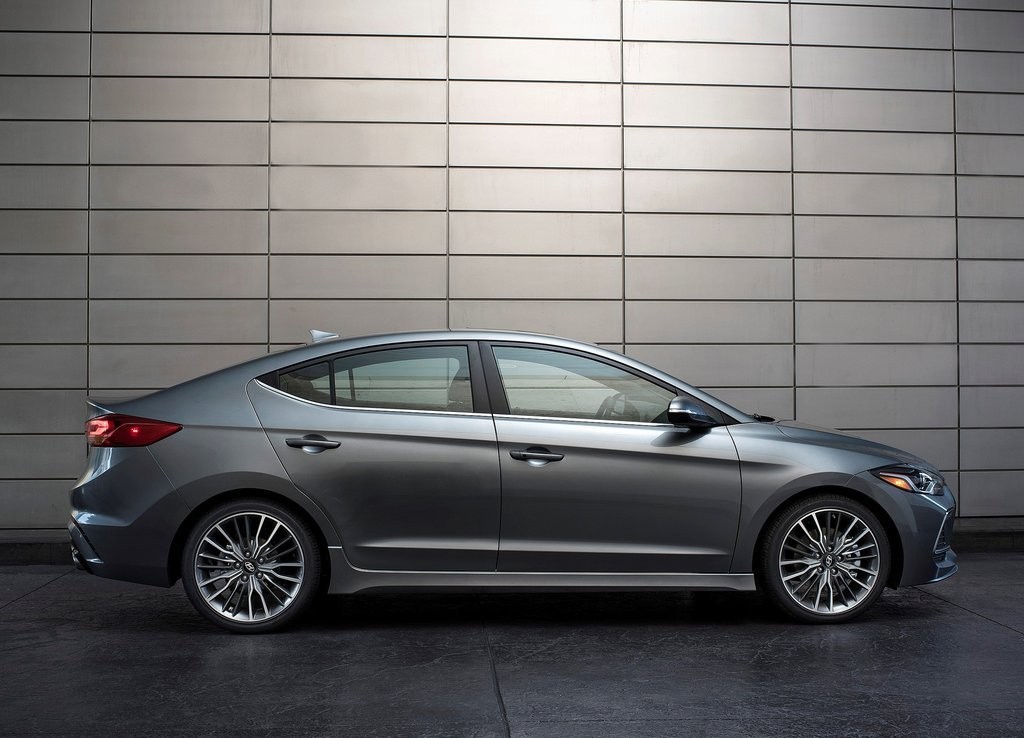 2017 - HYUNDAI ELANTRA SPORT, foto 40