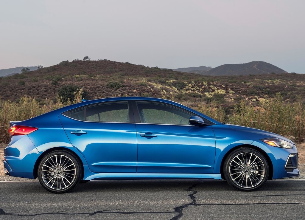 2017 - HYUNDAI ELANTRA SPORT, foto 41