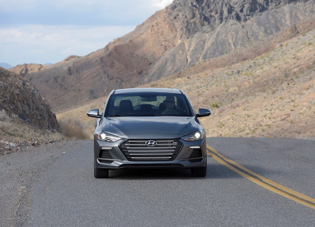 2017 - HYUNDAI ELANTRA SPORT, foto 54