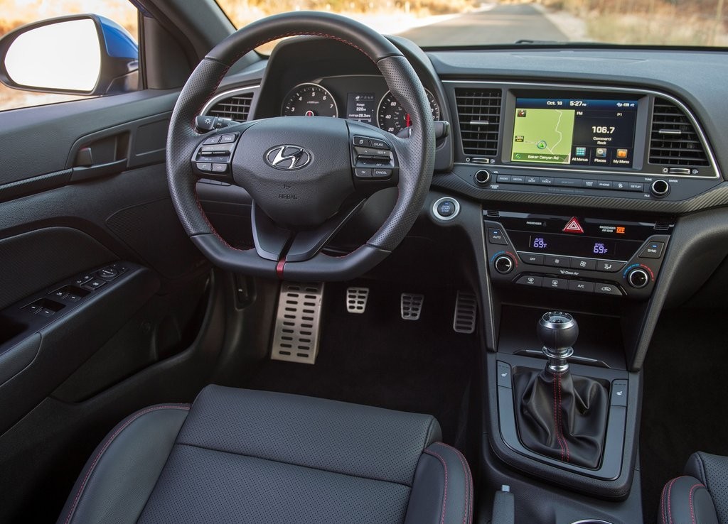 2017 - HYUNDAI ELANTRA SPORT, foto 56
