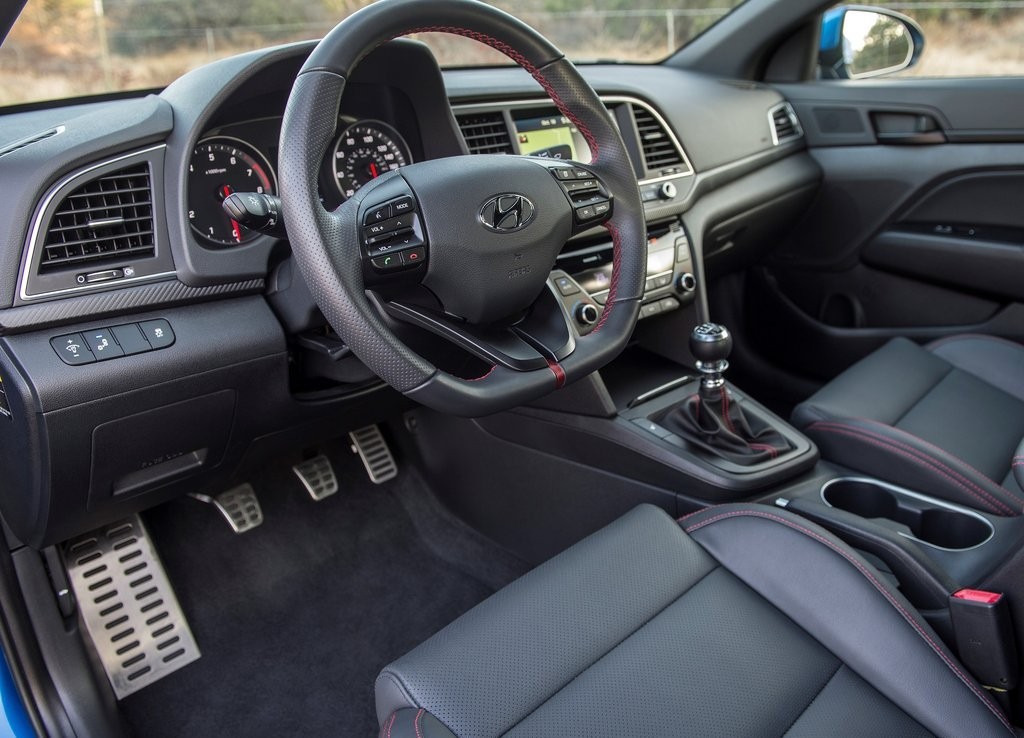 2017 - HYUNDAI ELANTRA SPORT, foto 58