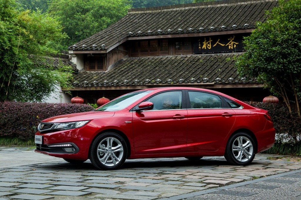 GEELY EMGRAND GL, foto 10