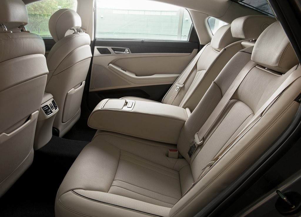2017 - GENESIS G80, foto 21