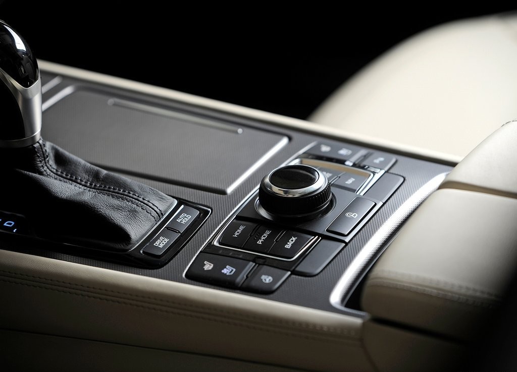 2017 - GENESIS G80, foto 24