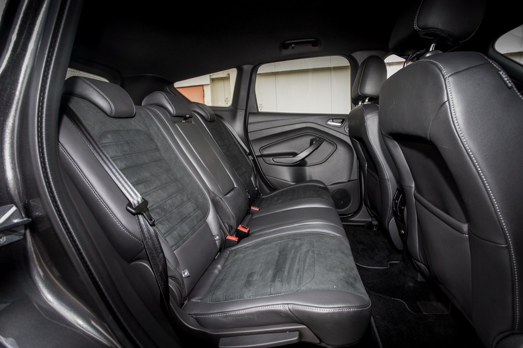 2017 - FORD KUGA ST-LINE, foto 24
