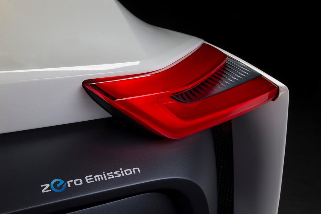 2016 - NISSAN BLADEGLIDER, foto 13