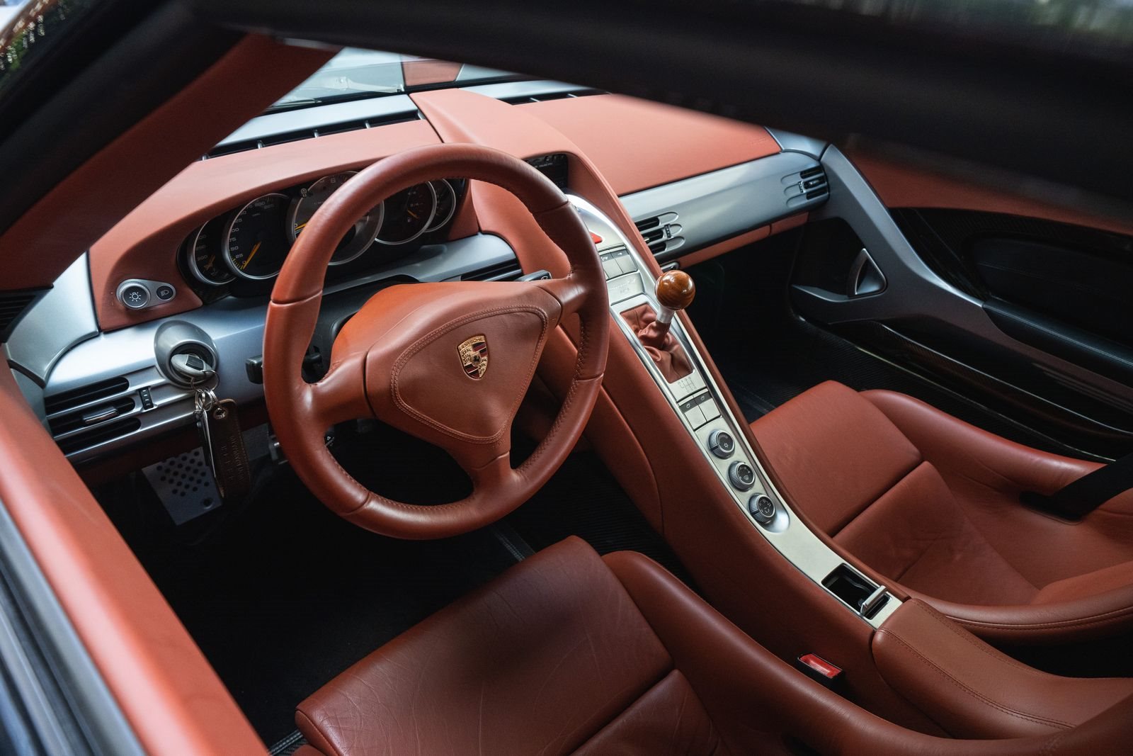2005 - PORSCHE CARRERA GT BASALT BLACK, foto 23