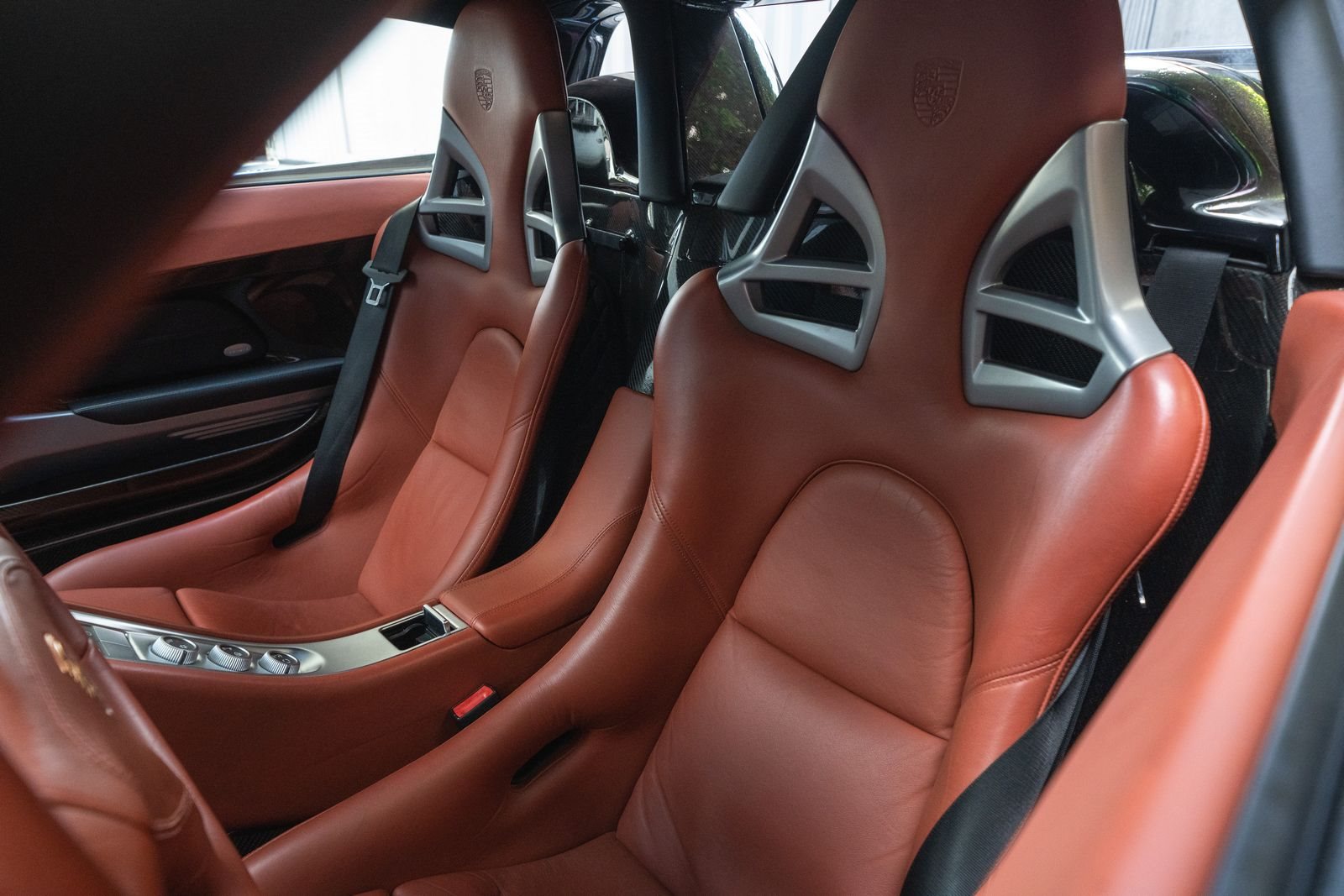 2005 - PORSCHE CARRERA GT BASALT BLACK, foto 24