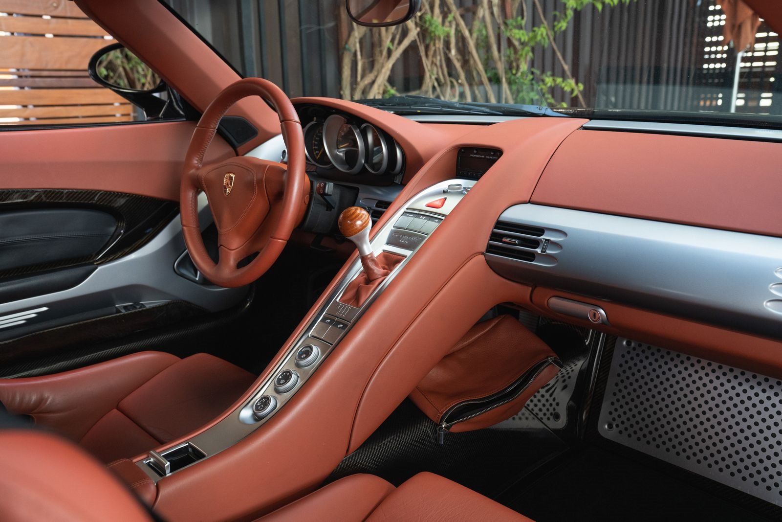 2005 - PORSCHE CARRERA GT BASALT BLACK, foto 26
