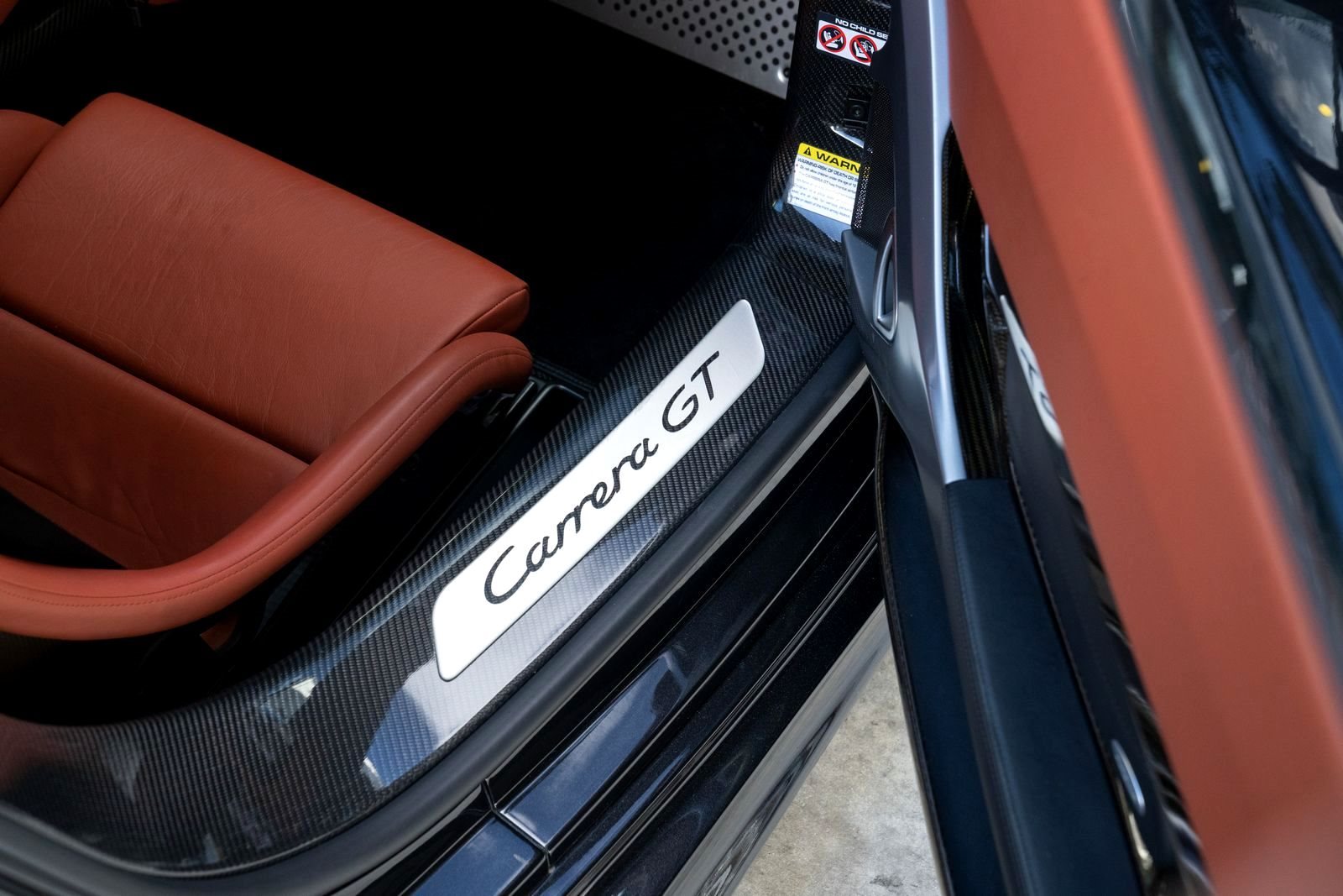 2005 - PORSCHE CARRERA GT BASALT BLACK, foto 27