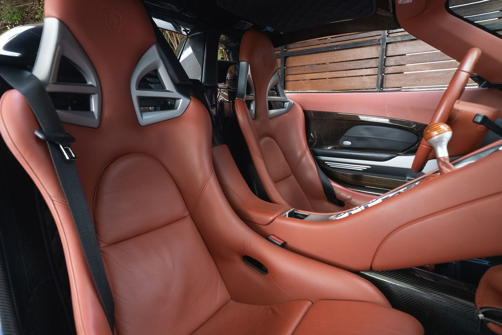 2005 - PORSCHE CARRERA GT BASALT BLACK, foto 35