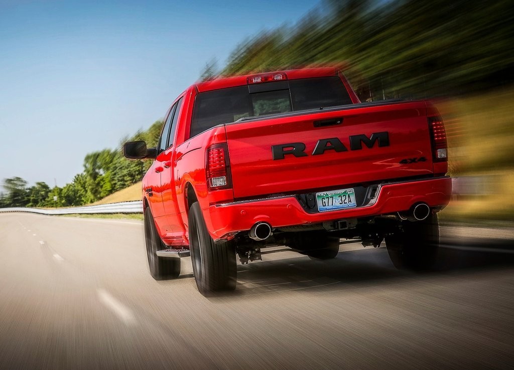 2017 - RAM 1500 NIGHT PACKAGE, foto 7