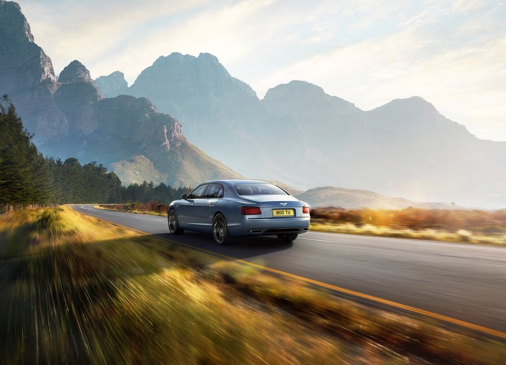 2017 - BENTLEY FLYING SPUR W12 S, foto 2
