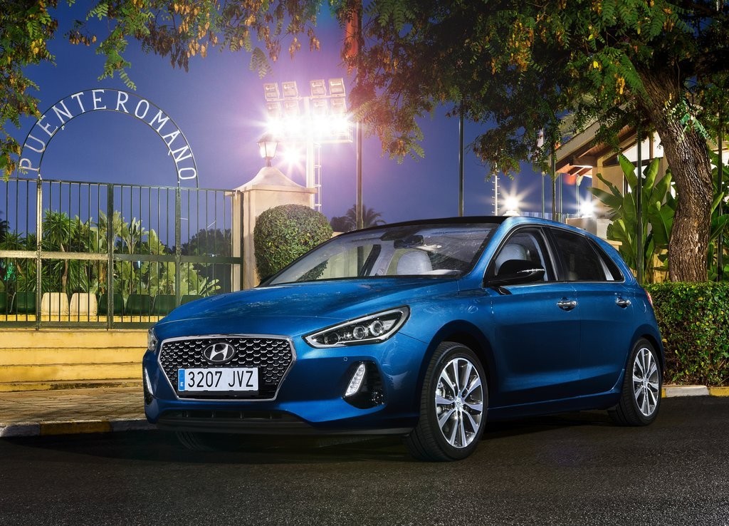 2017 - HYUNDAI i30, foto 2