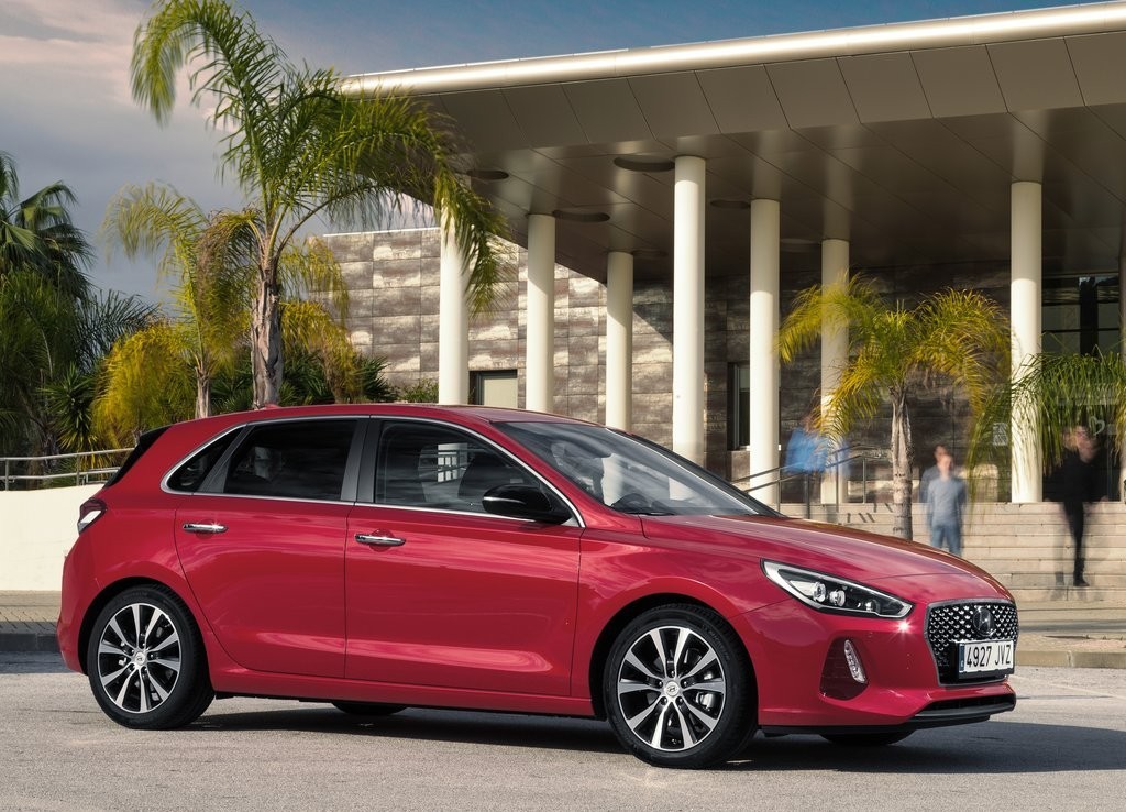 2017 - HYUNDAI i30, foto 4