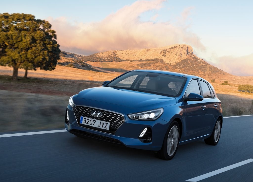 2017 - HYUNDAI i30, foto 17