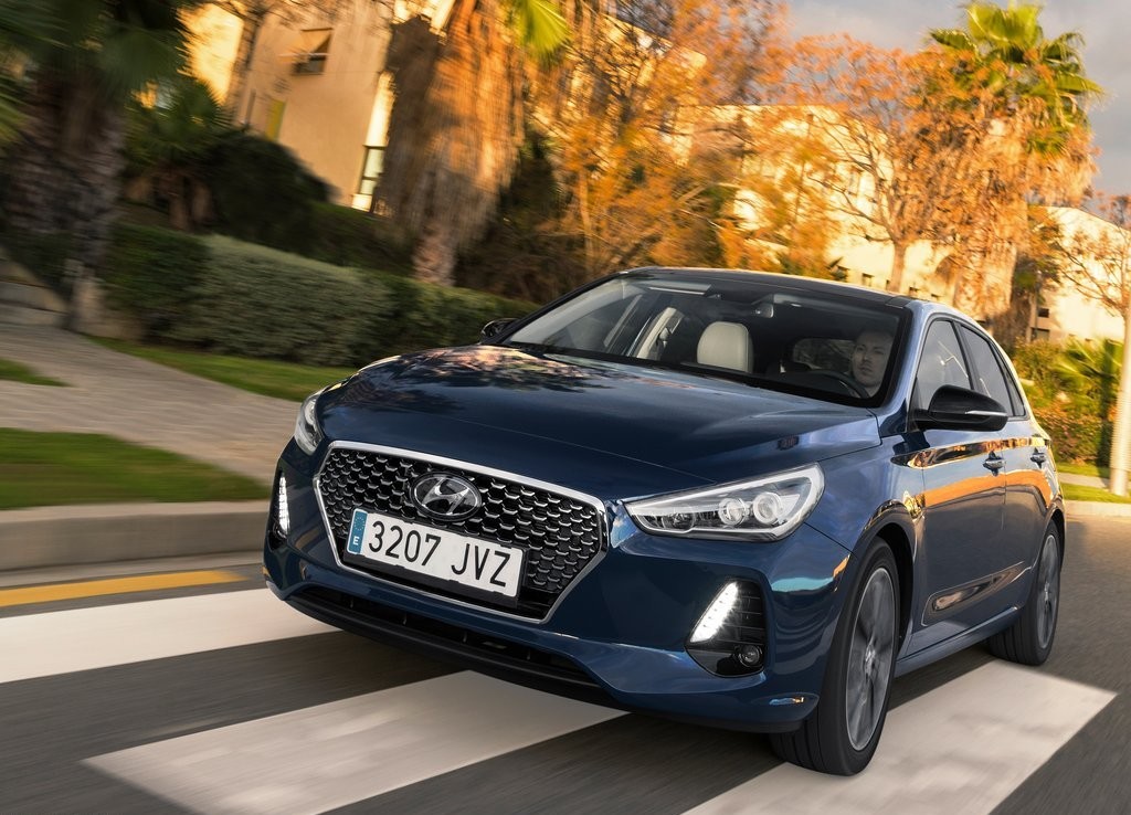 2017 - HYUNDAI i30, foto 19