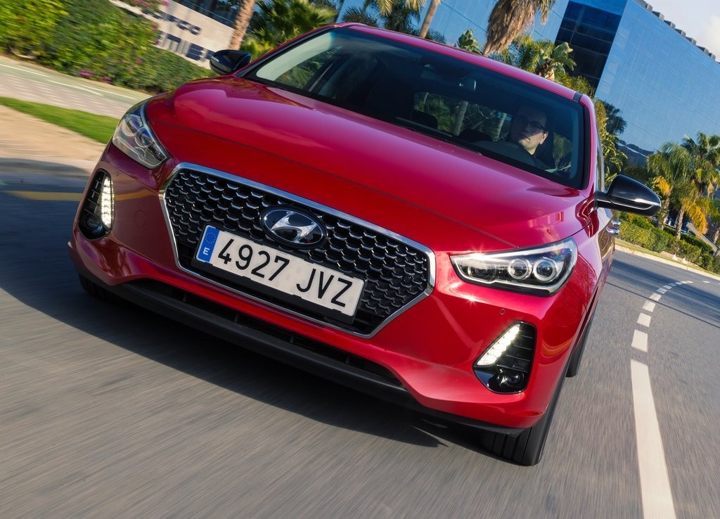 2017 - HYUNDAI i30, foto 32