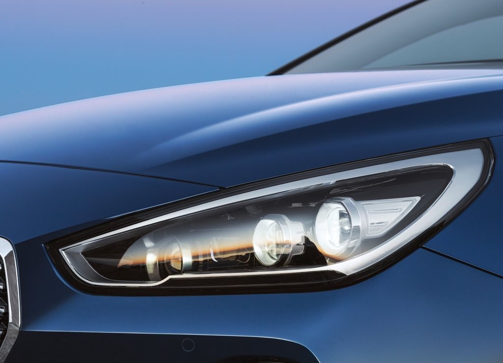 2017 - HYUNDAI i30, foto 72