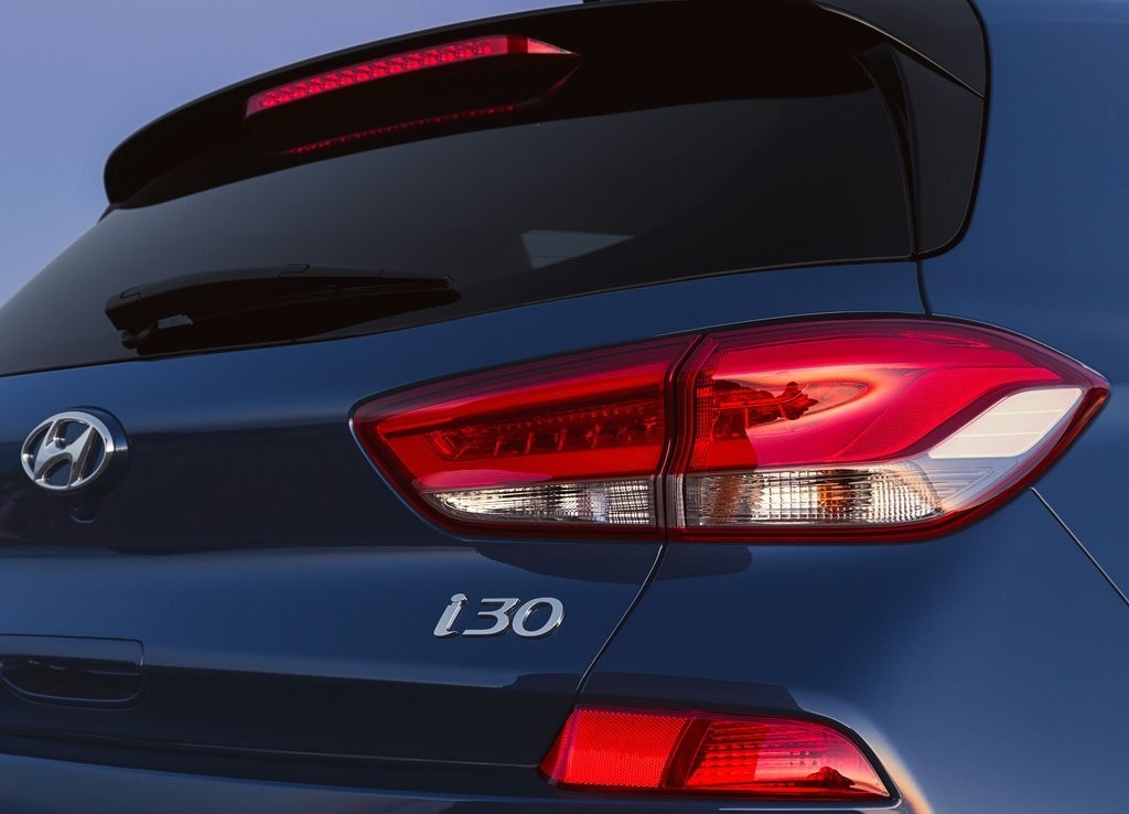 2017 - HYUNDAI i30, foto 75