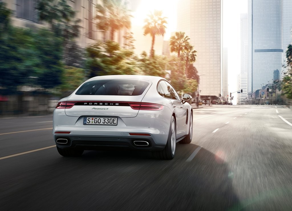 2017 - PORSCHE PANAMERA 4 E-HYBRID, foto 4