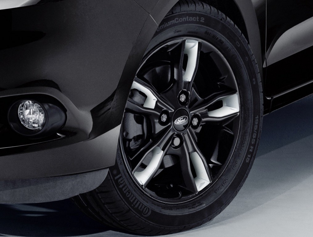 2016 - FORD K BLACK & WHITE EDITION, foto 7