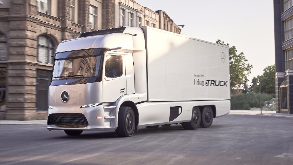 2016 - MERCEDES-BENZ URBAN eTRUCK, foto 1
