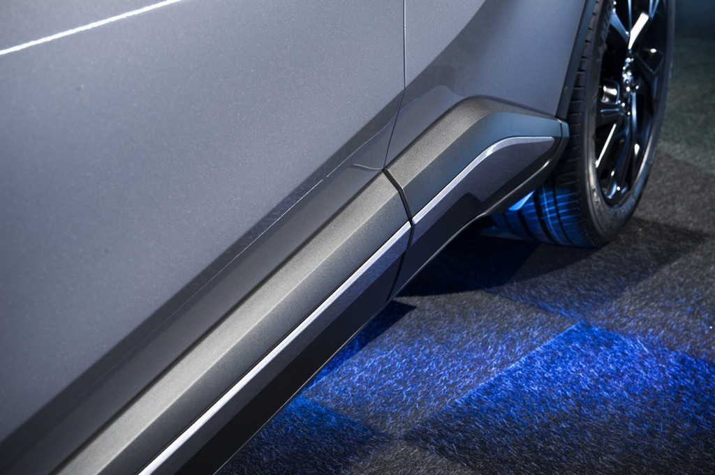 TOYOTA C-HR LAUNCH EDITION, foto 8