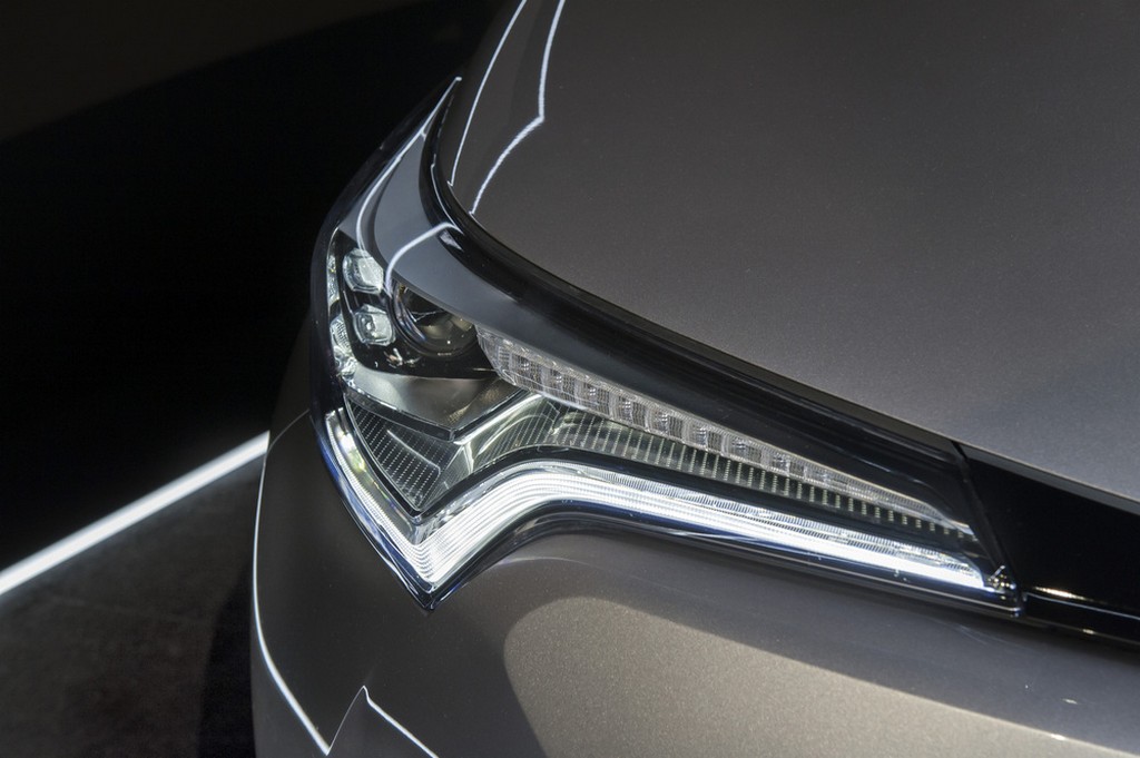 TOYOTA C-HR LAUNCH EDITION, foto 20