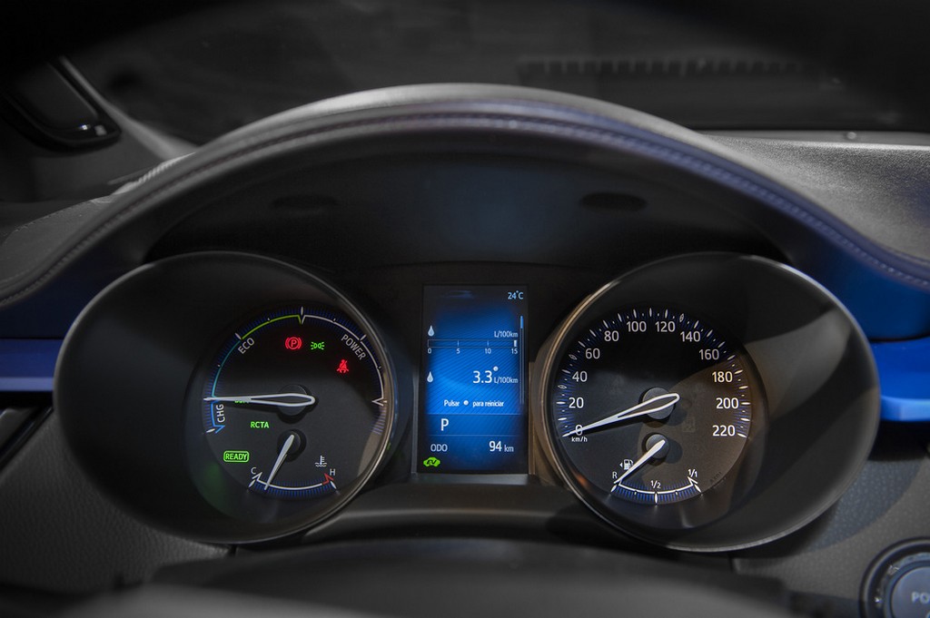 TOYOTA C-HR LAUNCH EDITION, foto 25