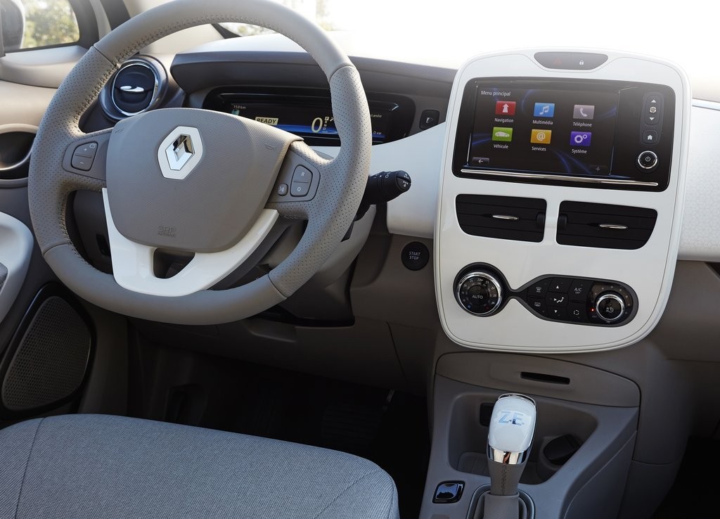 RENAULT ZOE, foto 101