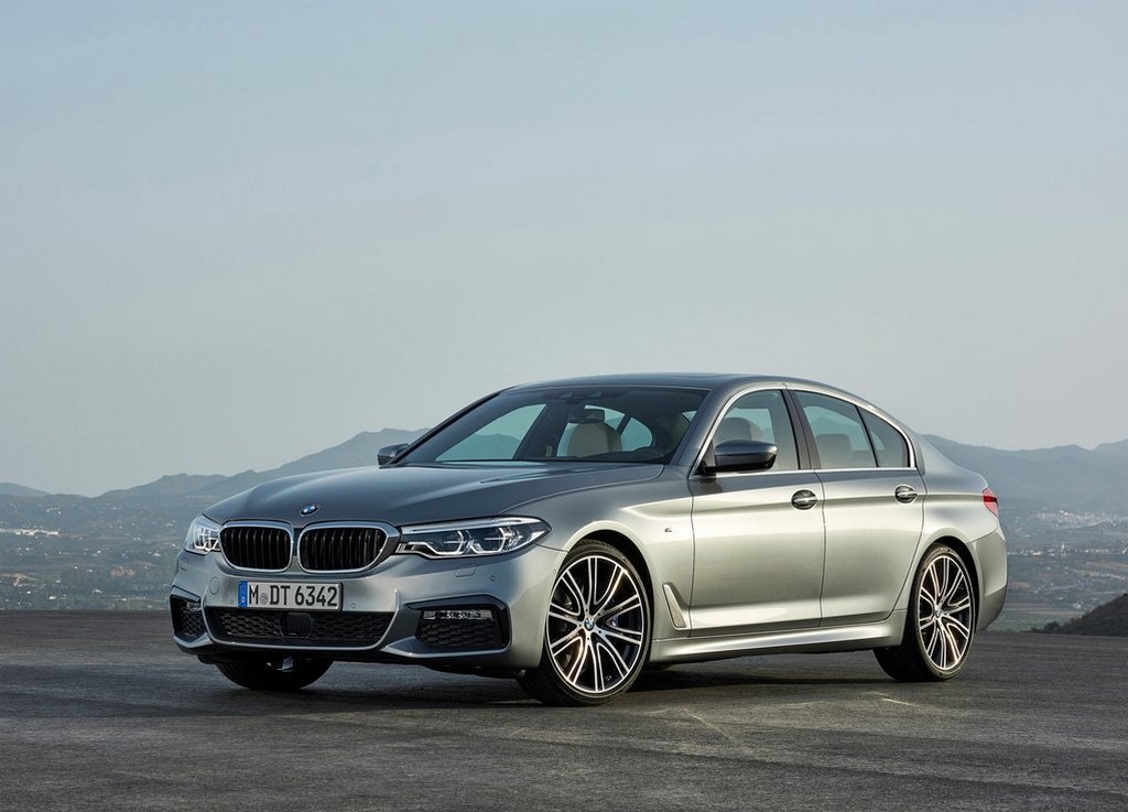 2017 - BMW 5 SERIES SEDAN, foto 2