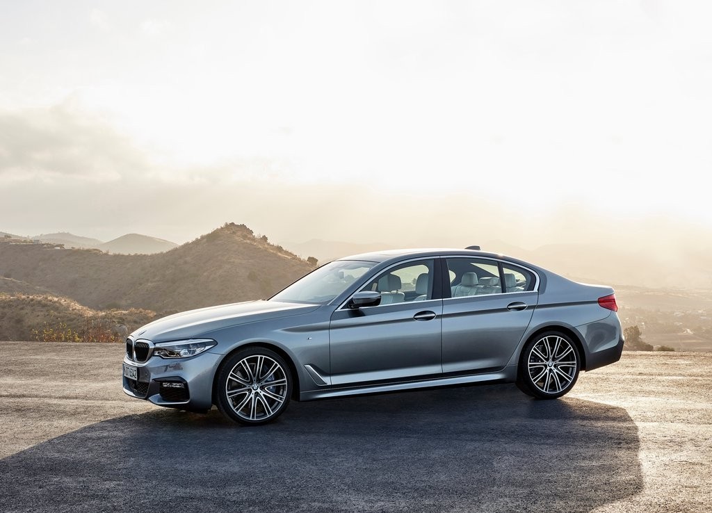 2017 - BMW 5 SERIES SEDAN, foto 11